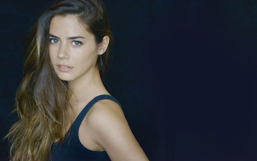 Lorenza Izzo promete como actriz de Hollywood según Variety