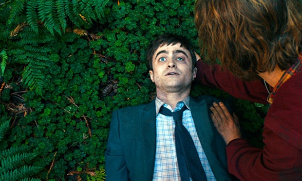 ¿Tan mala será? Espectadores abandonan cine mientras se proyectaba la nueva película de Daniel Radcliffe