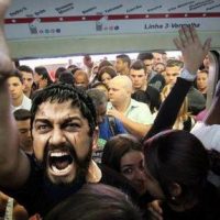 Y se cumplieron 9 años del Transantiago: Preferimos reír que llorar