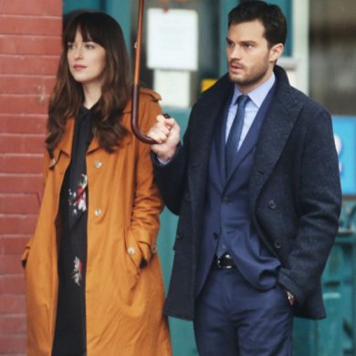 50_sombras_mas_oscuras_7945_544x