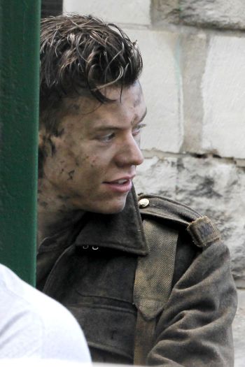 Mandatory Credit: Photo by Beretta/Sims/REX/Shutterstock (5782488d) Harry Styles 'Dunkirk' on location filming, Swanage, UK - 25 Jul 2016 On location filming 'Dunkirk'
