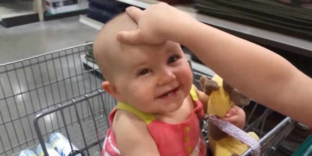 ¿Villana o delfín?: La risa de esta guagua es tan contagiosa que ya es viral