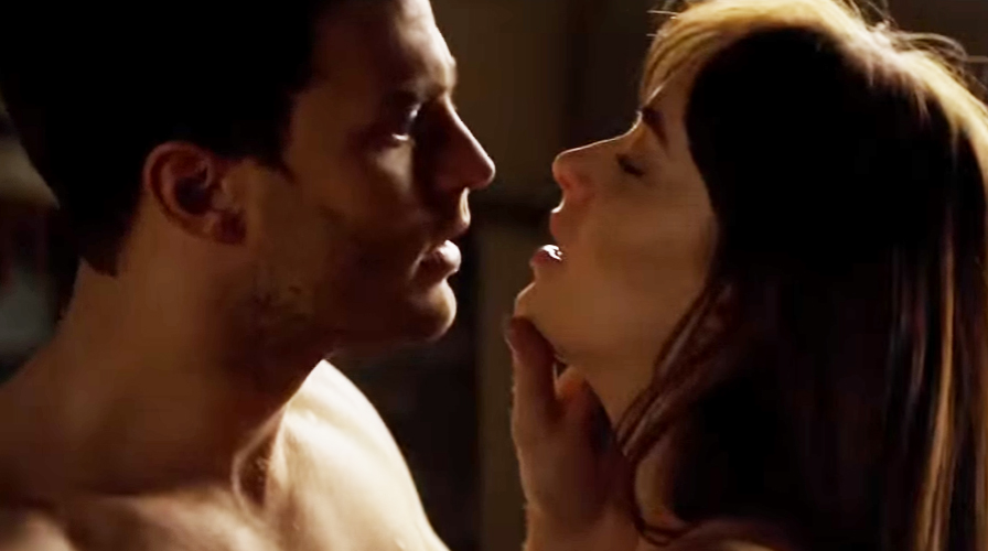 Afírmense cabras: Estrenaron trailer de 50 sombras más oscuras 😏