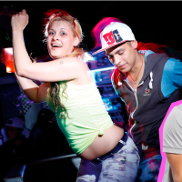 La cumbia del Stanley en Sacando la vuelta