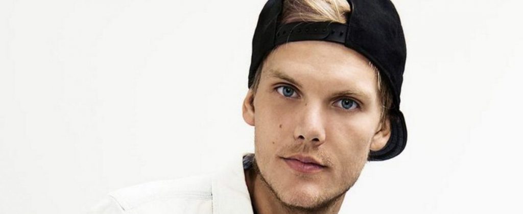 Revelan la causa de muerte de Avicii
