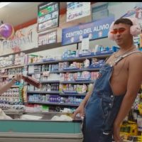 Bad Bunny así pasó de ser empacador de supermercado a una estrella