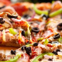 ¡Se acabaron los bajones! Telepizza y Pizza Hut cierran en Chile