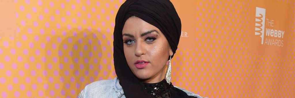 Amani la influencer musulmana que mira el islam en otro ángulo