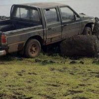 [FOTOS] Detienen a chileno tras chocar contra Moái en Rapa Nui