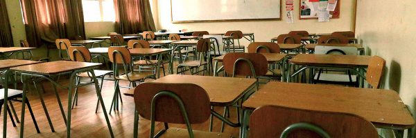 Estudiantes, preparen el uniforme, el 1 de marzo del 2021 se dará inicio al año escolar