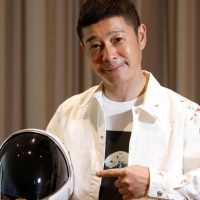 Concursa, en volá te lo ganas: Japonés invita a 8 personas a un viaje alrededor de la luna