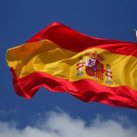 Escucha el reporte de sintonía con acento español