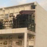 Miércoles Paraguatales: La aparición de un niño que sostiene el ataúd