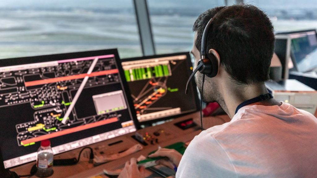 Pregúntale a un won con título: Tenemos a Gary, un controlador de tránsito aéreo