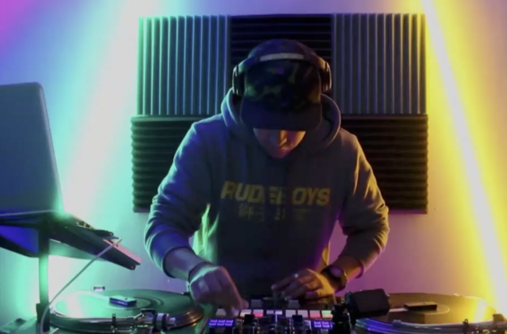 Sacando la Vuelta con todo el fire de DJ Rudbuay y MC Rama