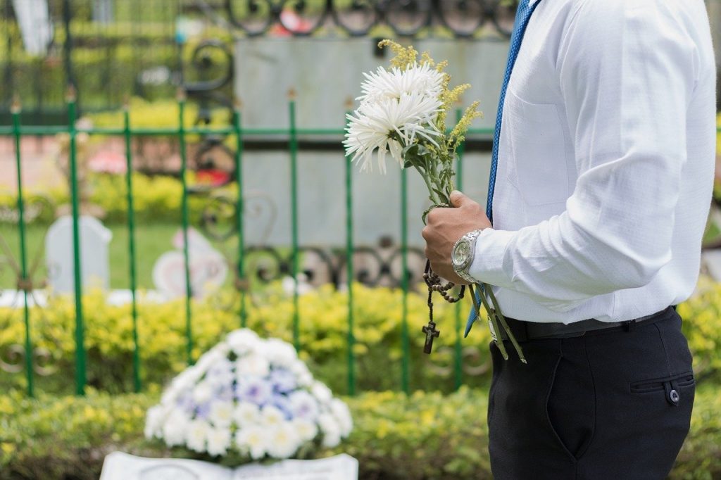 Cuál sería la canción ideal para un funeral?