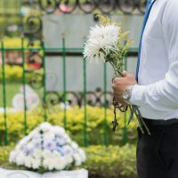 Cuál sería la canción ideal para un funeral?