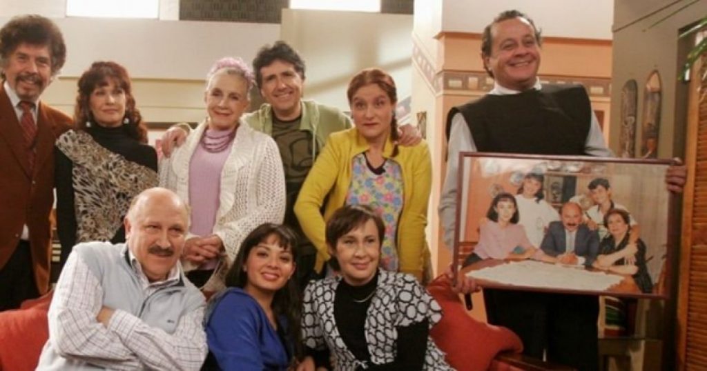 Varios cracks de la televisión chilena le dan el último adiós a reconocido actor de “Los Venegas”