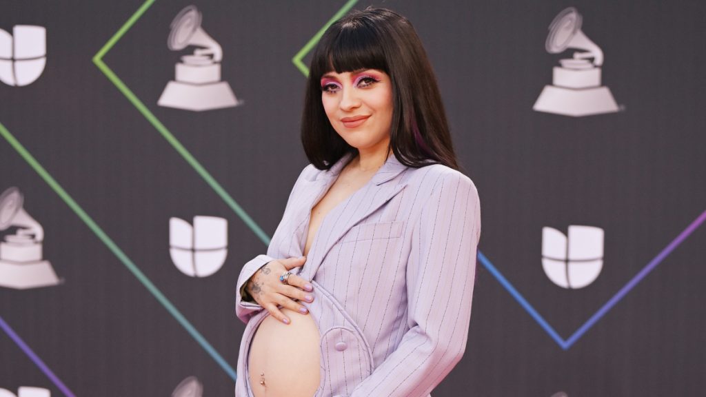¡Qué lindo!: Mon Laferte anunció el nacimiento de su primera bendi