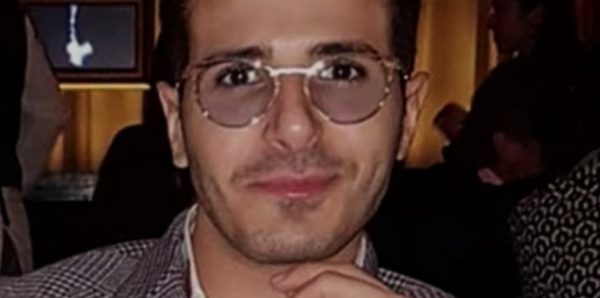 La media perso: El guardaespaldas de “El estafador de Tinder” demandó a Netflix