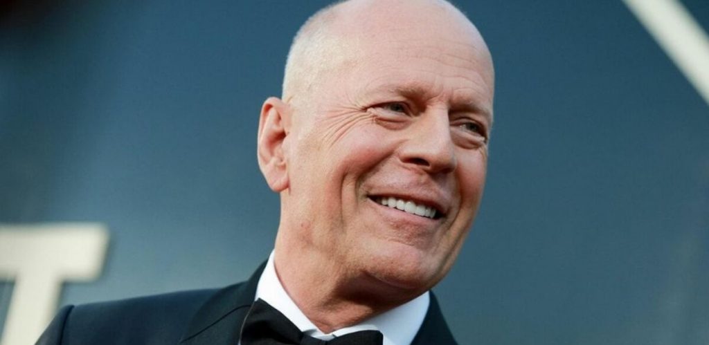 Bruce Willis habría dejado de hablar debido a la demencia