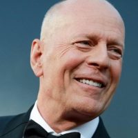 Bruce Willis habría dejado de hablar debido a la demencia