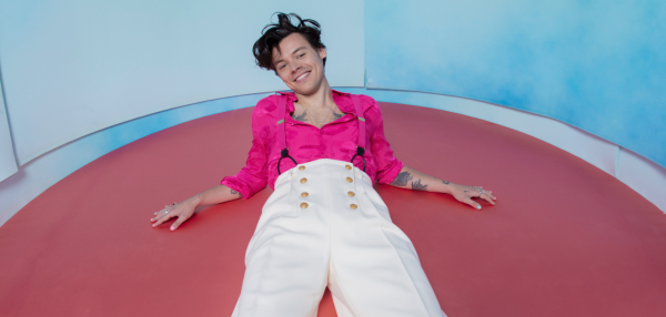 Para que te enamores más de Harry Styles, lanzó el video de “As it was”