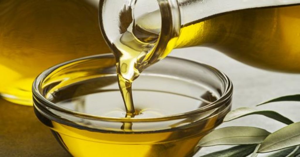 Encárgale tu litro de aceite al “Pato” desde Estados Unidos