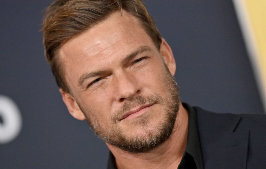 Actor Alan Ritchson sería el nuevo Hombre de Acero en el cine