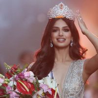 Miss Universo dejará participar a mujeres embarazadas, casadas o con hijos