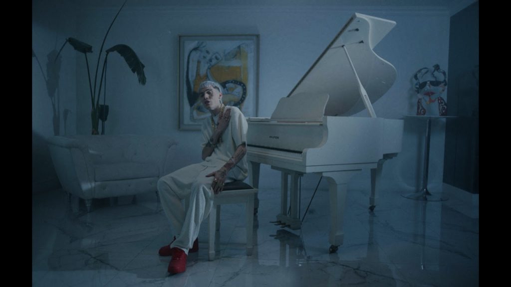 Marcianeke estrena su nuevo single “Ella me llama”