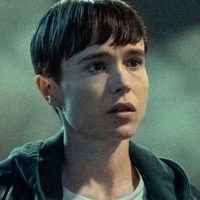 Director de "The Umbrella Academy" modificó el guión de la serie por la transición de Elliot Page