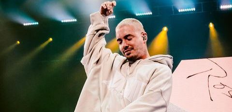 La rompió: J Balvin hizo vibrar el Movistar Arena con su “JOSE TOUR 2022”