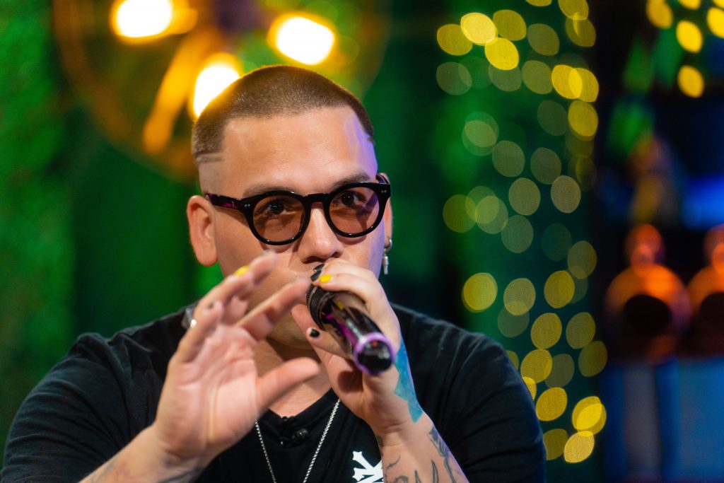 “Crea Beatbox” le enseñó sus trucos de improvisación a Tati Fernández en “Casa Beat”