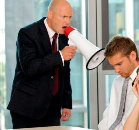 A estos cabros les tocó el reto del jefe