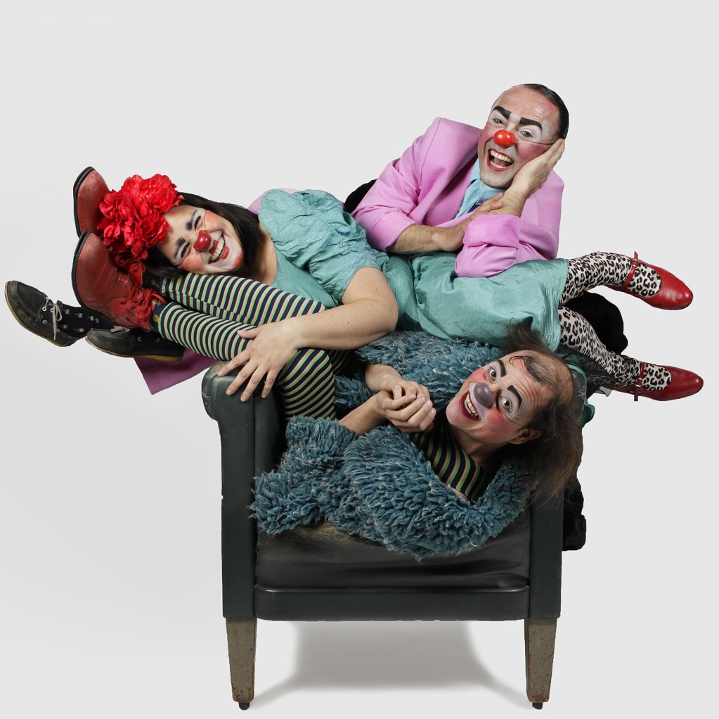 Martes pa’ la risa en el Sacando la Vuelta