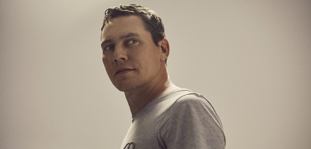 Lo que esperabas: Tiësto regresa a Chile para prender este verano