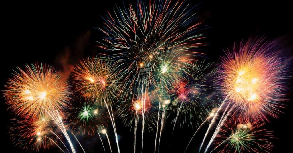 Turista sufrió dos accidentes con pirotecnia: perdió 3 dedos y un ojo