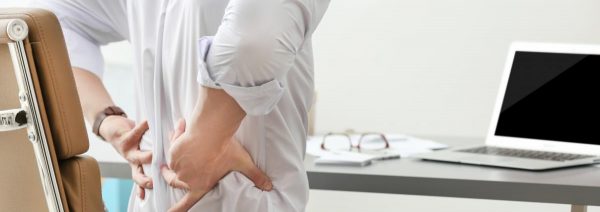 Pensó que tenía un simple dolor de espalda y murió en dos meses