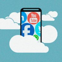 ¿A quién le prohibirías las redes sociales?