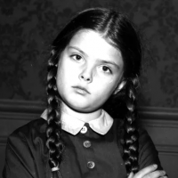 R.I.P. Merlina Addams: La primera actriz que dio vida a este sombrío personaje falleció a sus 64 años de edad