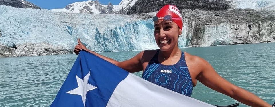 Devoró: Bárbara Hernández lo dio todo al superar el récord mundial tras nadar 2,5 km. en la Antártica