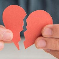 En Filipinas evaluán dar licencias por “corazón roto”