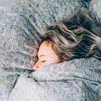 Las siestas de 20 a 30 minutos están relacionadas a un menor envejecimiento cerebral