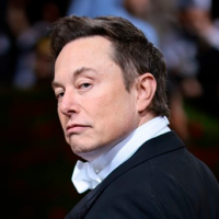 ¿Autosabotaje o plan maestro? Elon Musk sigue limitando las funciones de X (ex Twitter)