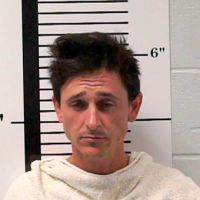 Actor de Disney Mitchel Musso Detenido por Robo Menor e Intoxicación en Texas