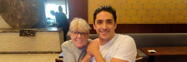 La historia de una unión inesperada: El matrimonio entre una mujer de 83 años y un joven de 37 llega a su fin