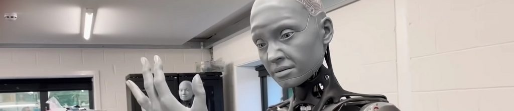 ¿TERMINATOR WHO? Robot Humanoide Incomoda al Reconocerse en el Espejo
