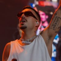Nos rendimos a los pies del flaco: Reels B la rompió en el Movistar Arena