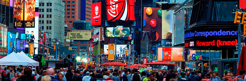 ¿Cuánto cuesta aparecer en las pantallas de Times Square y cómo se puede hacer?